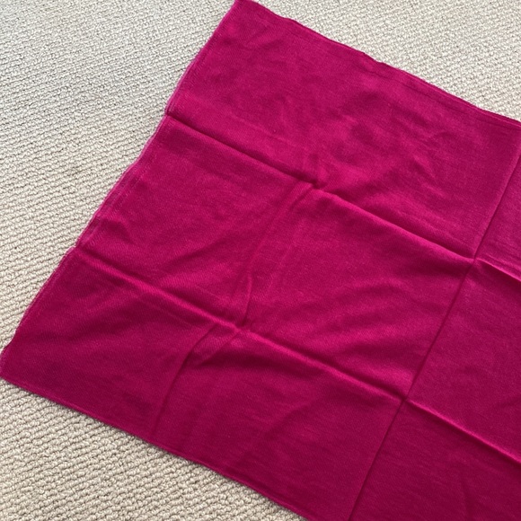 New Exclusive Cashmere Scarf Wrap Made in Nepal Pink - Picture 5 of 5